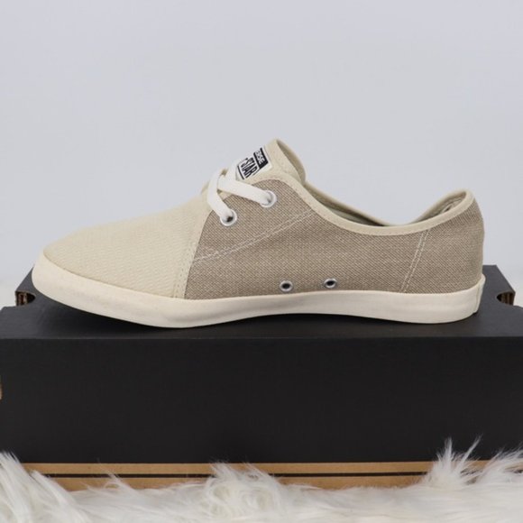 💎LAST PAIR💎 $145 NIB Men Low Top - Picture 2 of 2